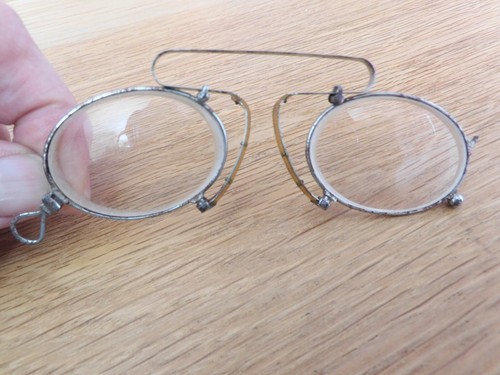 Ancienne paire lunettes - de,